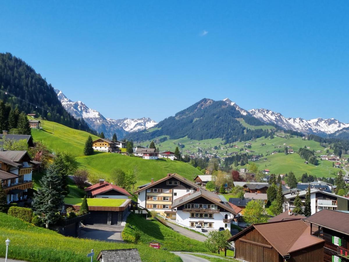 Gaestehaus Alpina Riezlern Exterior photo